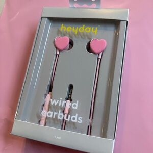 Heyday Pink Heart Wired Earbuds 3.5mm Aux Mic NWT